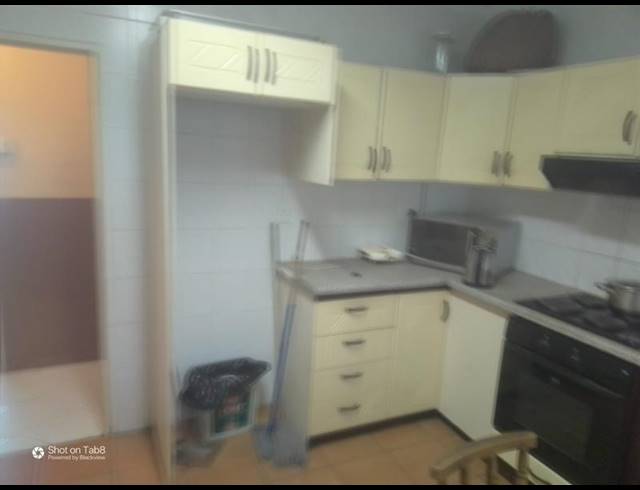 3 BEDROOM HOUSE FOR SALE IN LYNFIELD PARK